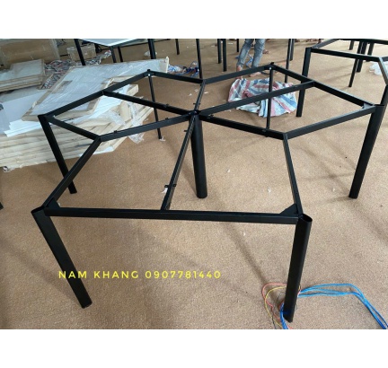 Chân oval bàn cụm 3 - bàn Bummarang