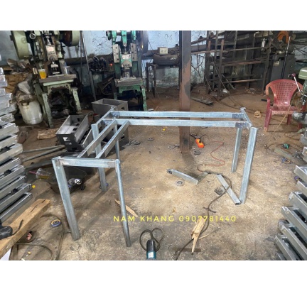 Chân Oval -bàn chữ L